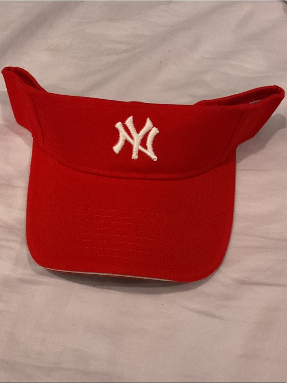 Red and white Yankee Visor